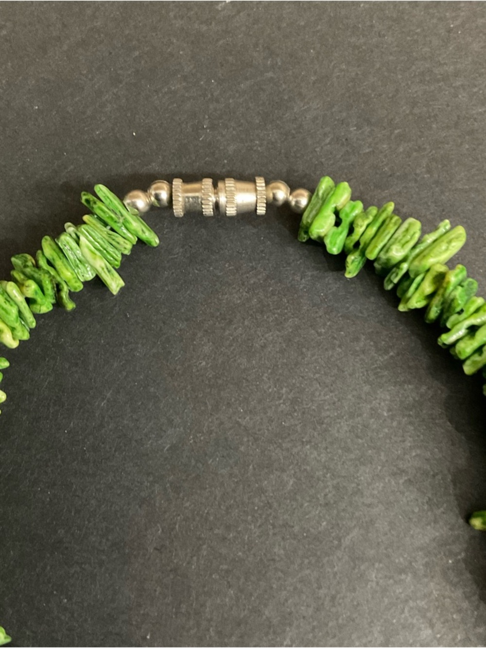 Shell Chocker Necklace Green - Picture 2 of 5
